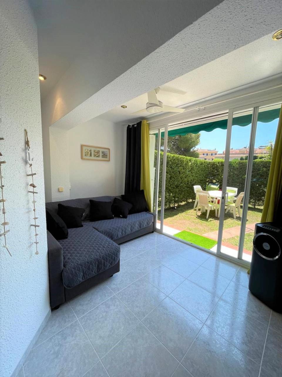 Apartamento En Platja Sant Pol S'Agaro Con Pisicina Y Jardin Sant Feliu de Guixols Bagian luar foto